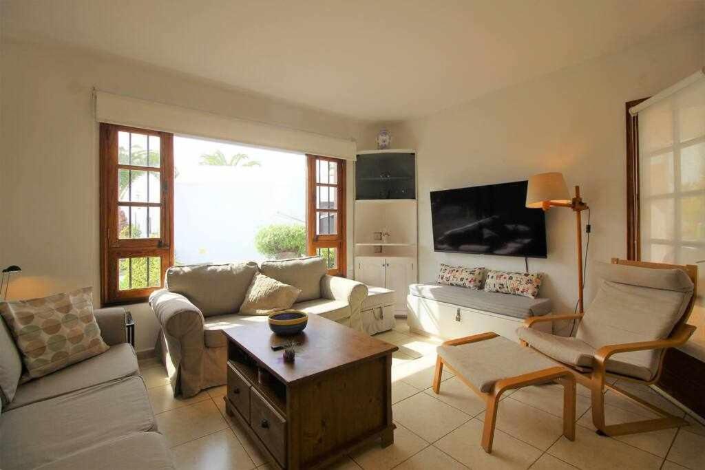 Casa Barbara En Playa Bastian Apartamento Costa Teguise Exterior foto