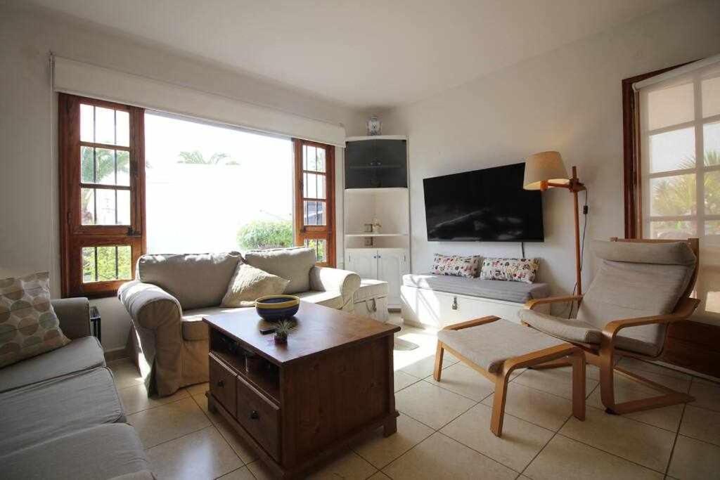 Casa Barbara En Playa Bastian Apartamento Costa Teguise Exterior foto